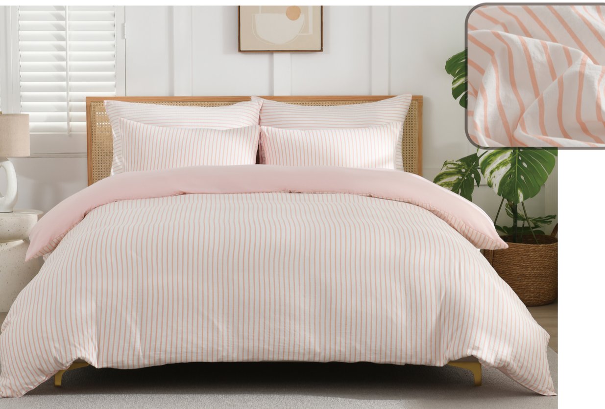 completo bianco con riche color rosa salmone