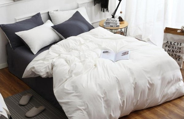 set lezuolo double bianco e nero